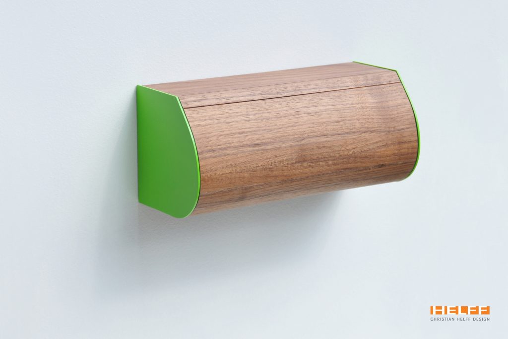 04_Front_Holz_Seiten_lackiert_